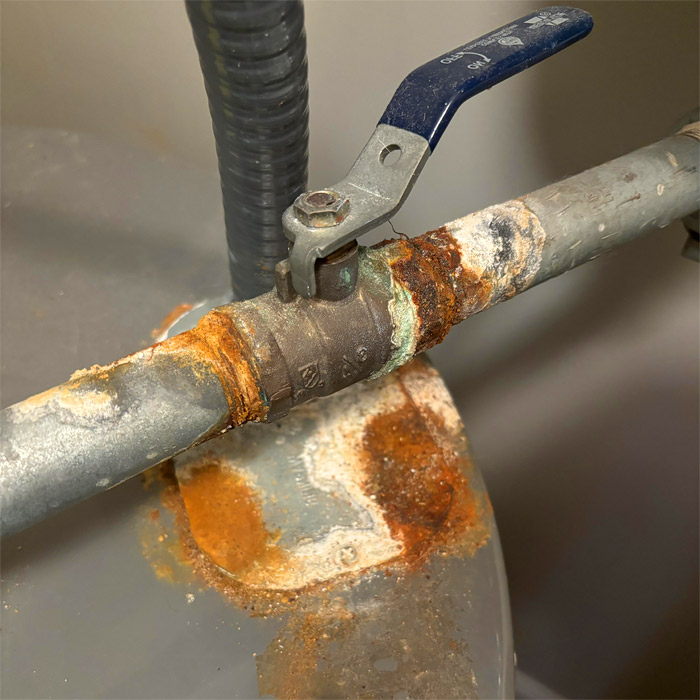 How High Iron and Rust in Water Affect Plumbing and Appliances